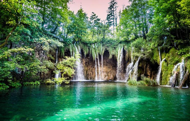B&B Lady Of The Lake Jezerce Bagian luar foto