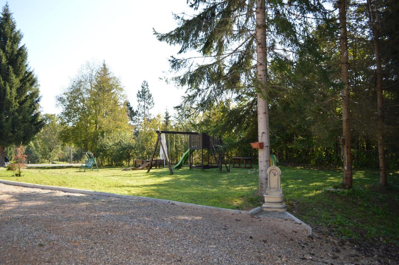 B&B Lady Of The Lake Jezerce Bagian luar foto