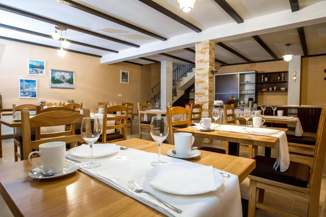 B&B Lady Of The Lake Jezerce Bagian luar foto