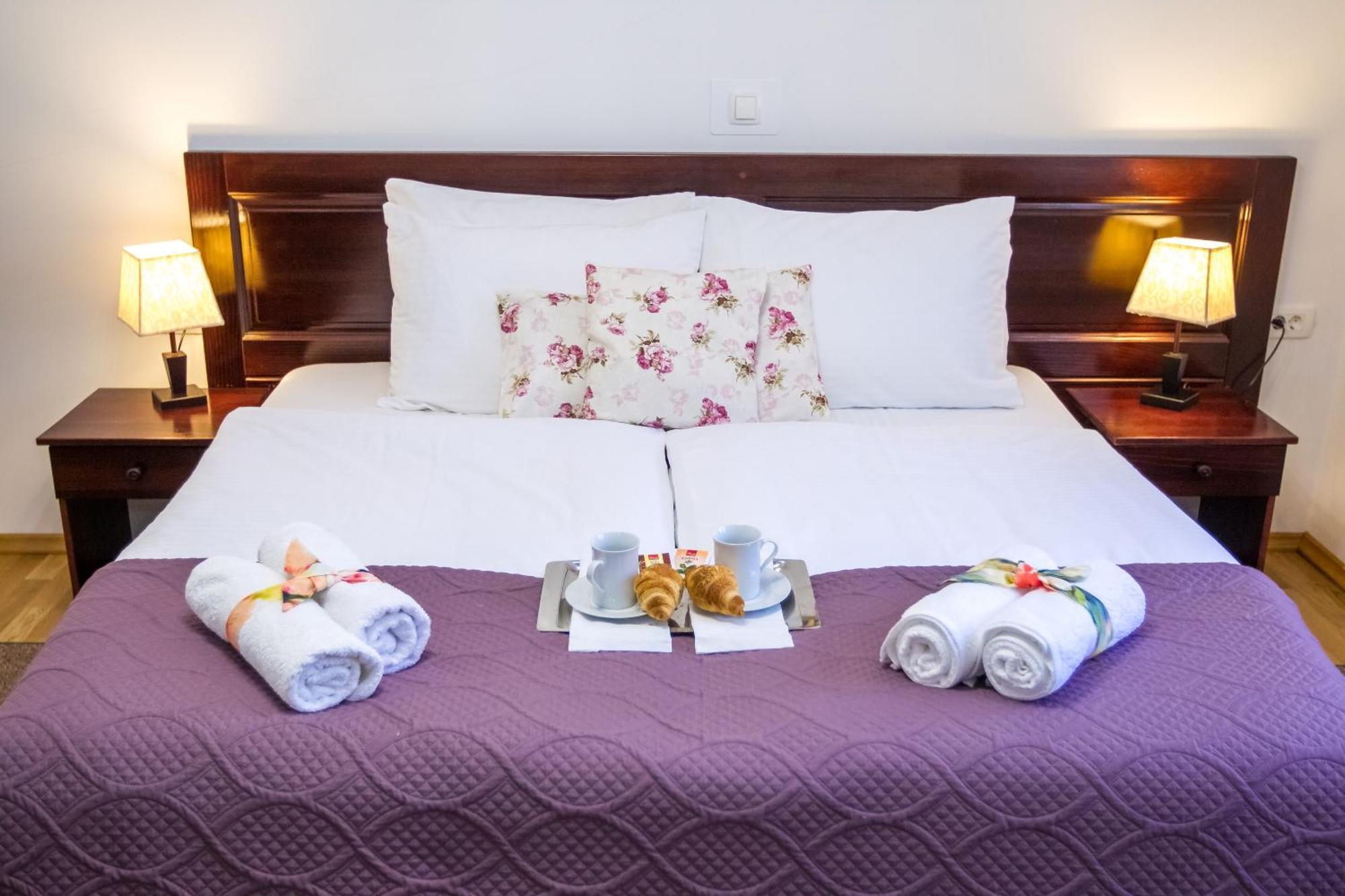 B&B Lady Of The Lake Jezerce Ruang foto